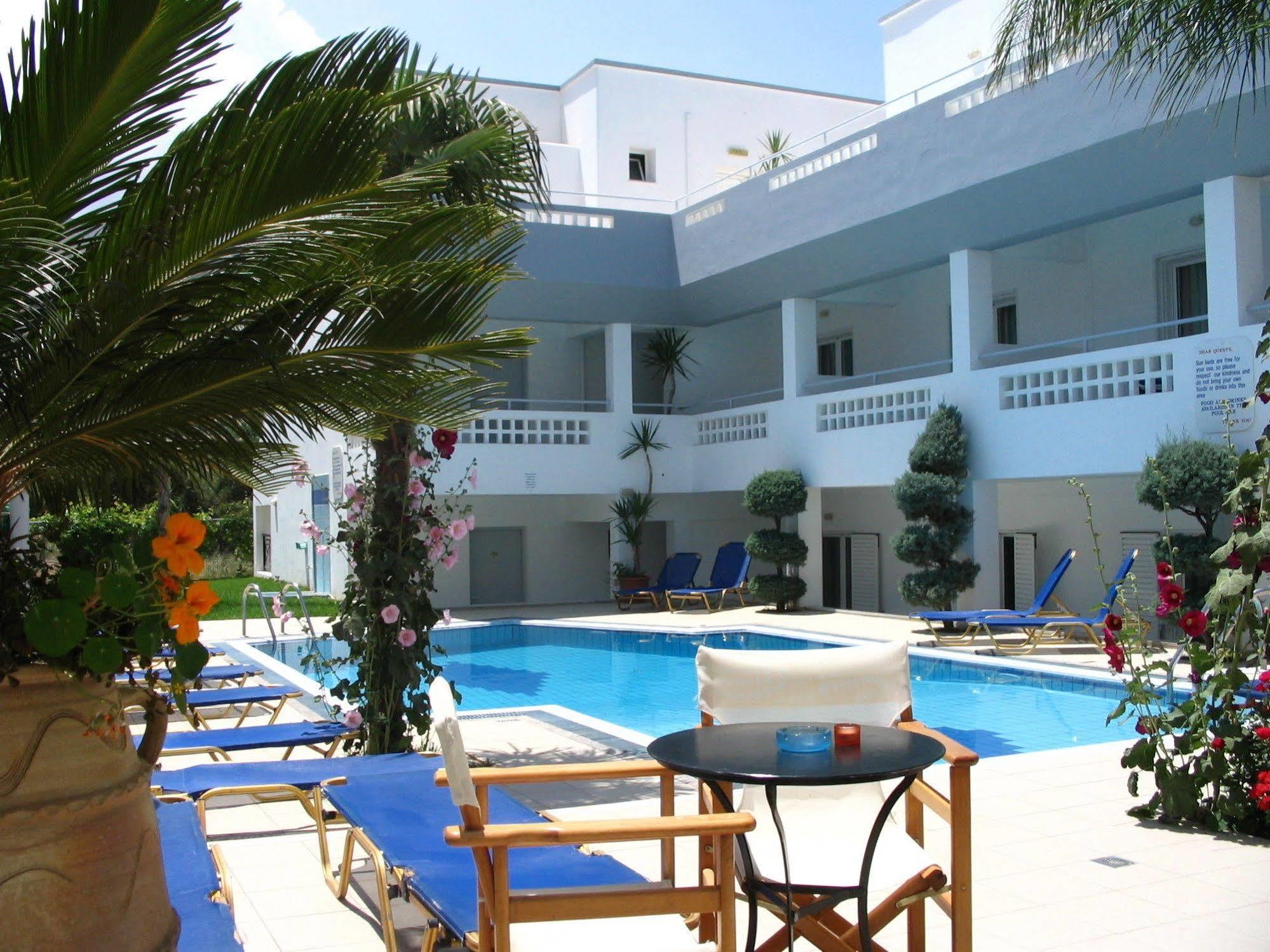 Emerald Hotel Malia Exteriör bild
