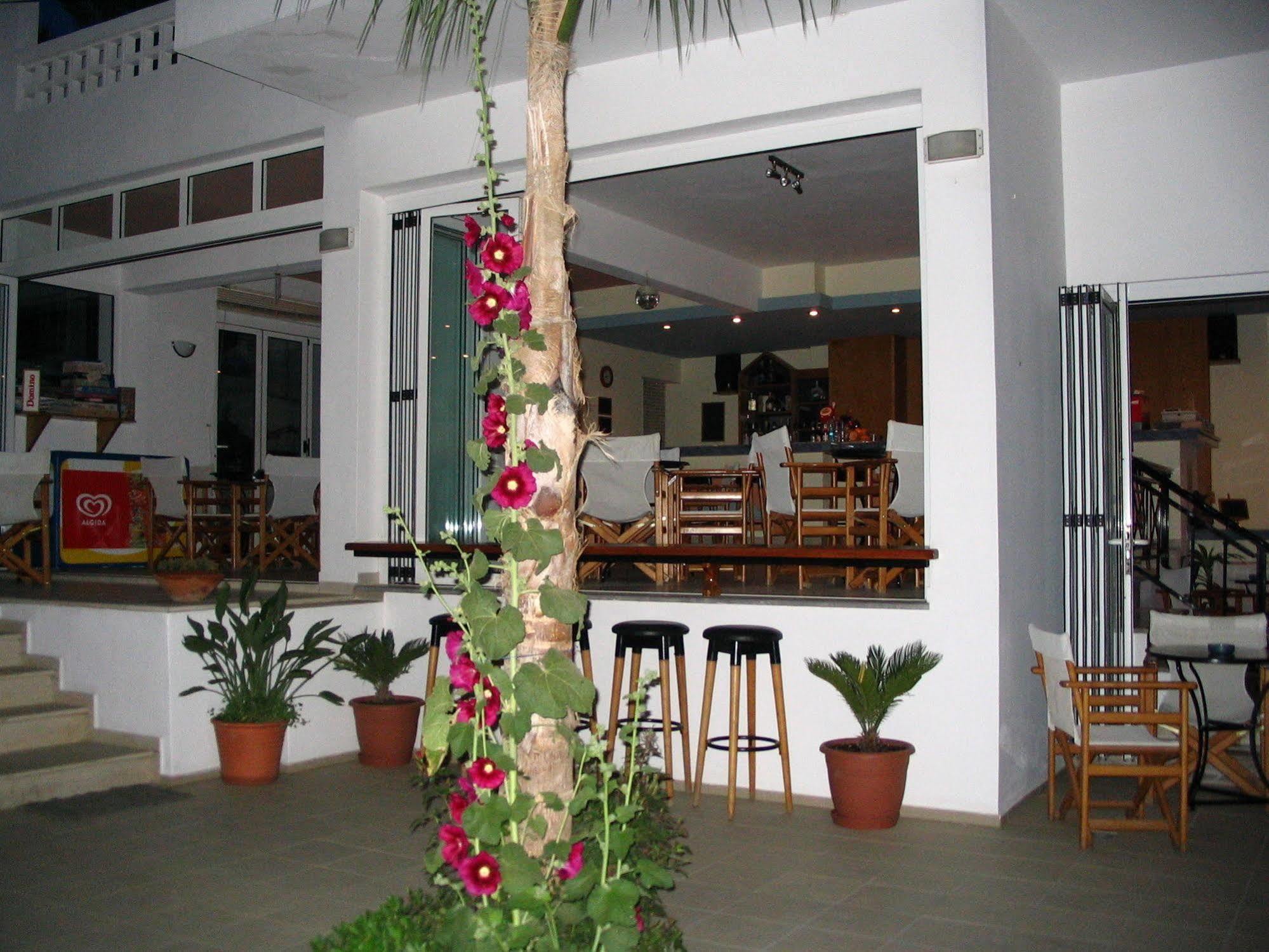 Emerald Hotel Malia Exteriör bild
