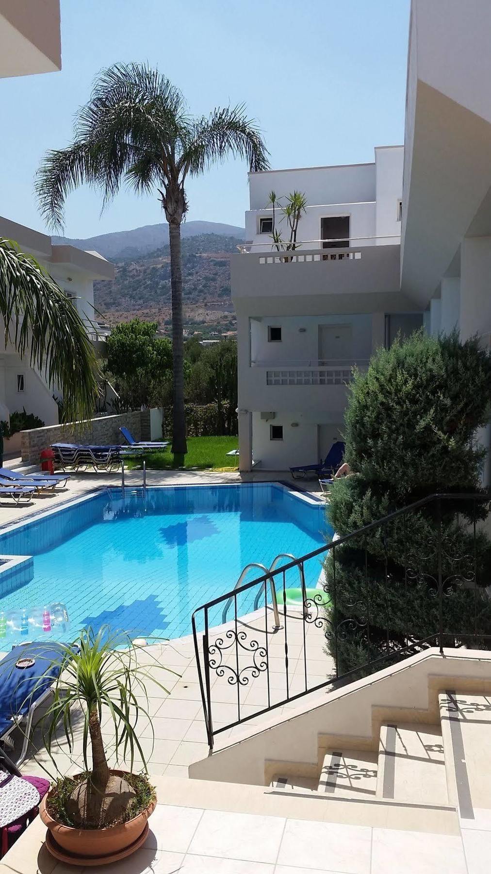 Emerald Hotel Malia Exteriör bild
